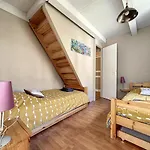 Gorges Du Tarn - Maisonnette A Flanc De Falaise Apartmán *